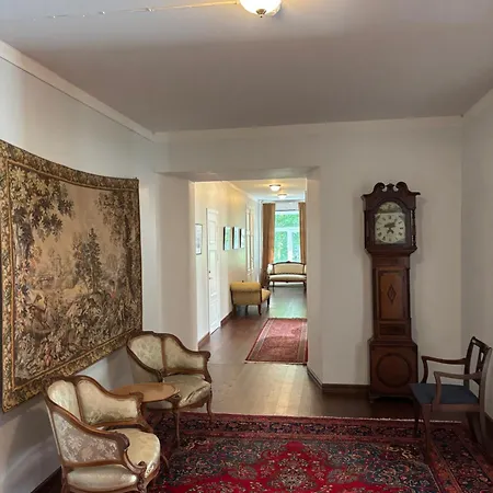 Kailes Manor Aasa